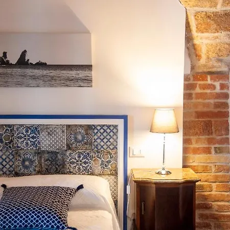 Loft Sul Mare Apartment *